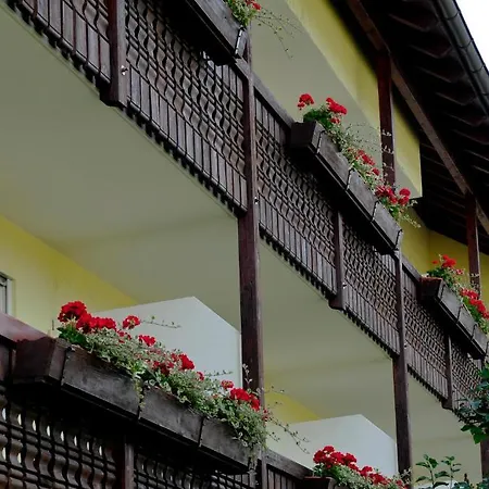 Hotel Tannenhof 3*